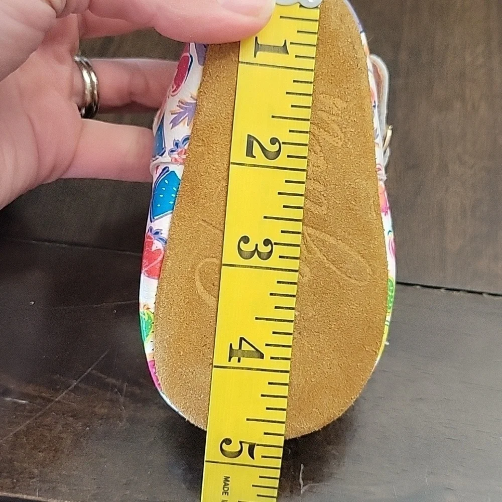 Monkey Feet adorable leather